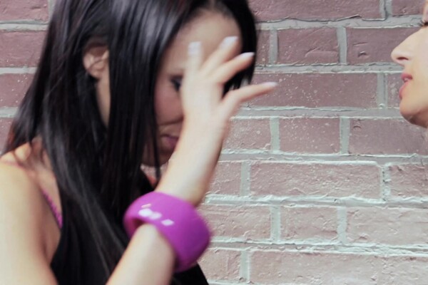 'Nachtclub'-Szene aus Michelle Thorne - Mädelsabend