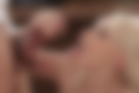 'Lehrer'-Szene aus Das scharfe blonde College-Babe Lola Taylor fickt ihren Lehrer