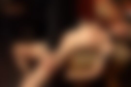 'Sklavin'-Szene aus Schlanke blonde Sklavin gewachst und zum Wichsen gezwungen