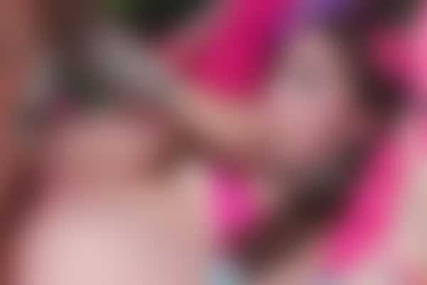 'Missionarsstellung'-Szene aus Juniper Ren - Hookup Hotshot: E-Girls 27