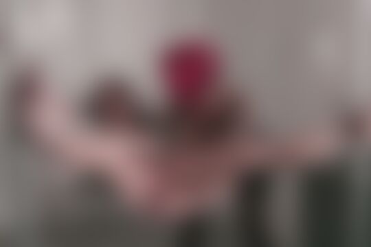 'Submission'-Szene aus Anna Bell Peaks: Eine Lehrstunde in Unterwerfung