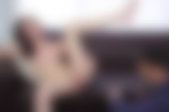 'Facial'-Szene aus Hannah Hartman - Casting Couch Amateurs 20