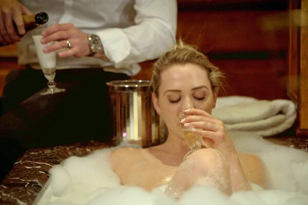 'Rollenspiel'-Szene aus Cléa Gaultier & Mia Malkova - Sex Games