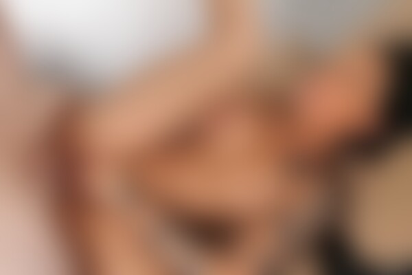 'Bikini'-Szene aus Honey Gold & Jennifer Jacobs - Neighborhood Swingers 21