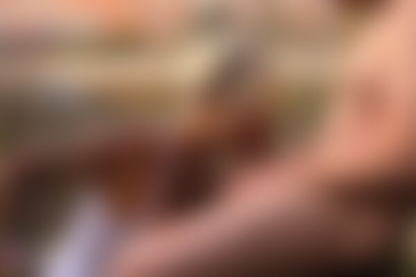 'Parkplatz'-Szene aus Anni Angel - Outdoor Entjungferung