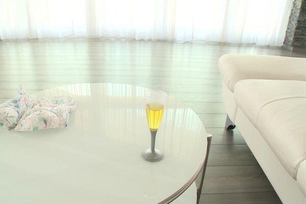 'Geld'-Szene aus Nikki Waine - Privatangelegenheiten