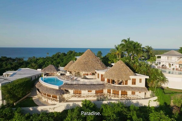 'Amateure'-Szene aus Malena - Level Up 2