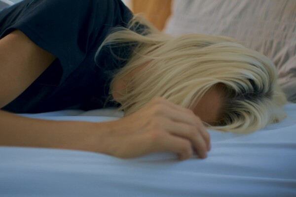 'Orgasmus'-Szene aus Kimmy Kimm & Lulu Chu - Luxure - Die Orgasmen meiner Frau