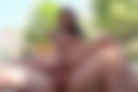 'Spanking'-Szene aus Alektra Blue - Soaking Wet