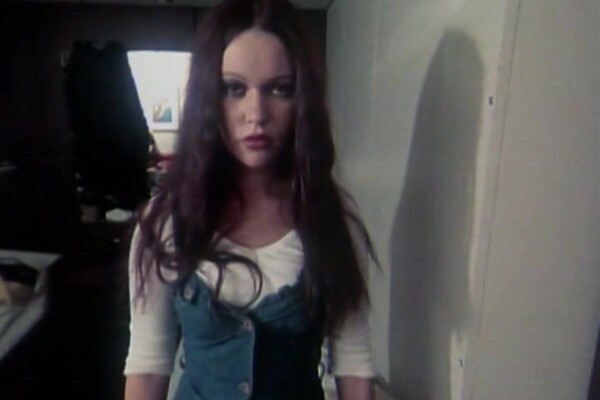 'Happy End'-Szene aus Claudia Mehringer & Dorle Buchner - Happy Holidays