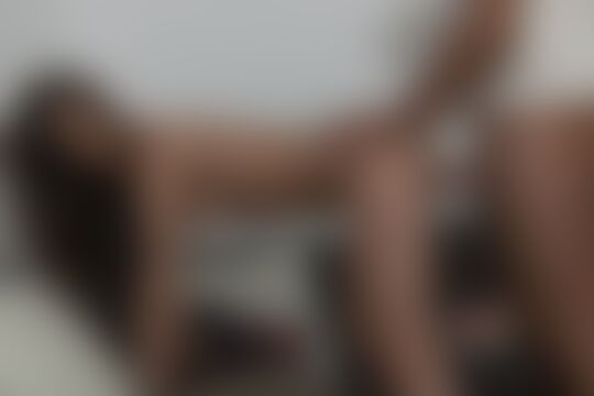 'Zierlich'-Szene aus Die zierliche süße Lullu Gun vom Chefarzt persönlich gebumst