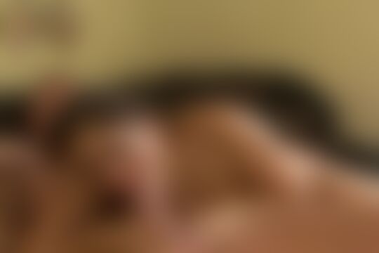 'Zuhause'-Szene aus Ü40 MILFS Hausfrauen allein Zuhaus! (GMV) Szene 1