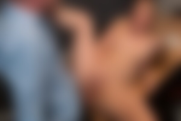 'Cowgirl'-Szene aus Anna Darling - Horny Riding Cowgirls