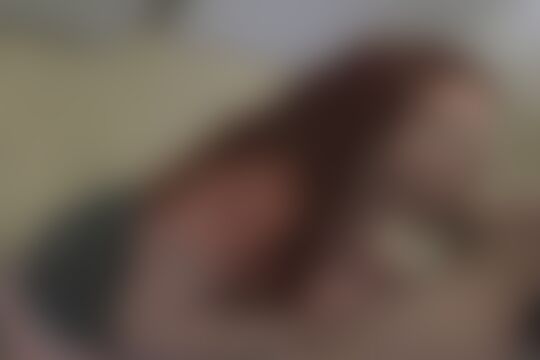 'Hausfrau'-Szene aus Rothaarige verführt den Vermieter