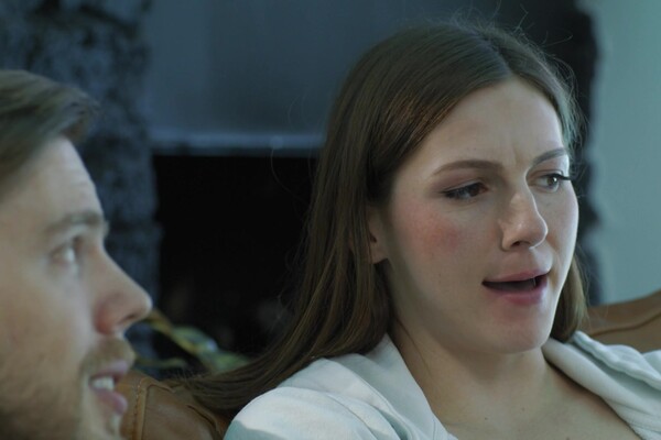 'Ich stecke fest'-Szene aus Amanda Riley - TS Girls Do It Best