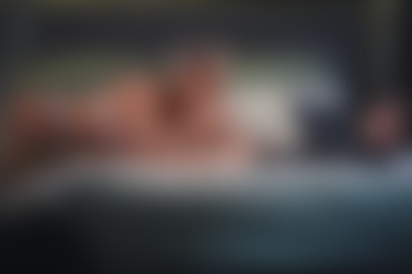 '18 Jahre alt'-Szene aus Lucette Nice - Girls At Work - Stories 6