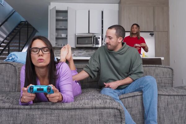 'Booty'-Szene aus Ivy Ireland - Put It In Her Ass 28