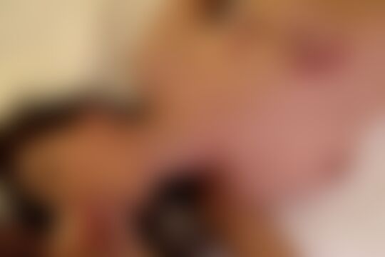 'Urlaub'-Szene aus Mit Jasmin Rouge in Paris. Ohne Pariser ...