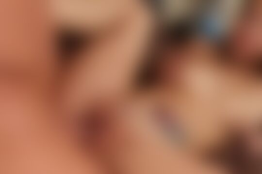 'Polnisch'-Szene aus Josie Jagger - The Young & The Rest Of Us 2