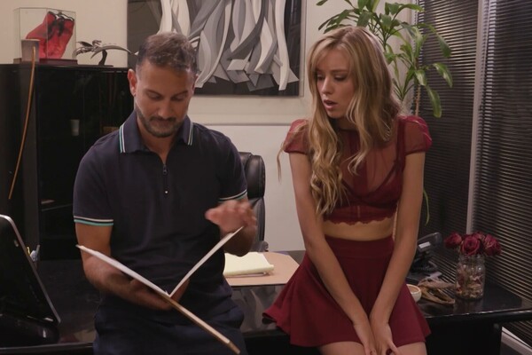 'Sekretärin'-Szene aus Haley Reed - Chef, ich komme!