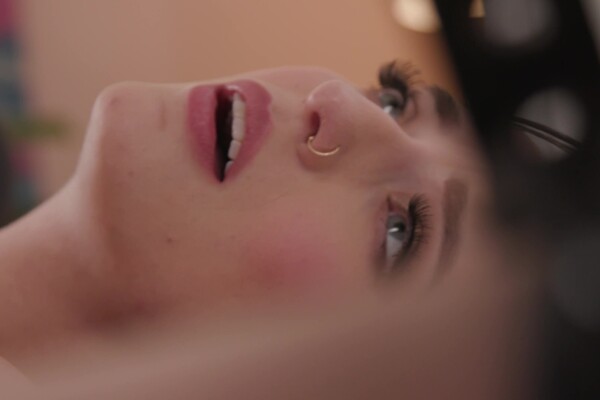 'Stepdad'-Szene aus Lana Smalls - I Want My Stepdad