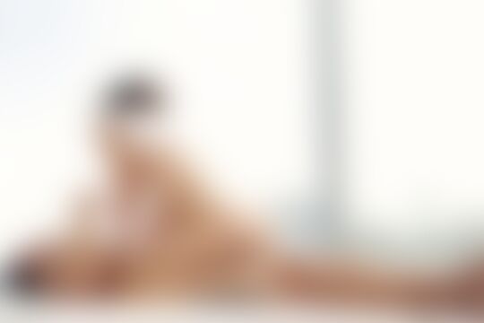 'Submission'-Szene aus Julia Roca - Submit To Desire