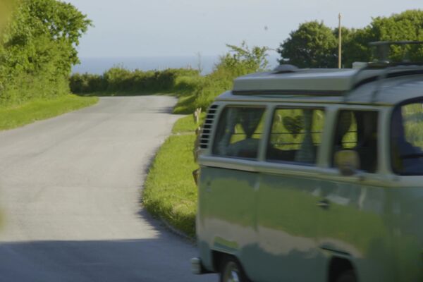 'Alien'-Szene aus Alice Drake, Diana Lawrence & Lola Bellucci - Wild