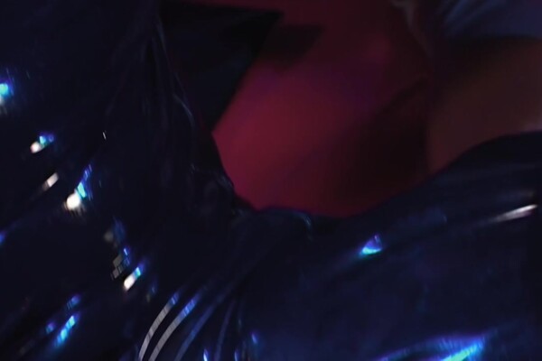 'Orgy'-Szene aus Angelique Morreau, Lady Lou & Silke Maiden - Fetish Love: Lesbo Latex Orgie