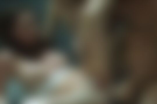 'Stewardess'-Szene aus Raven Alexis & Sasha Grey - Fly Girls