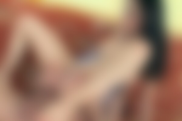 'Sexspielzeug'-Szene aus Nora Davis - Toys & Cocks