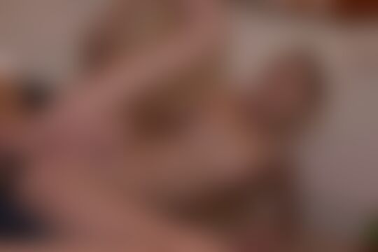 'Zierlich'-Szene aus Zierliches Au Pair mit Abrissbirne gebumst