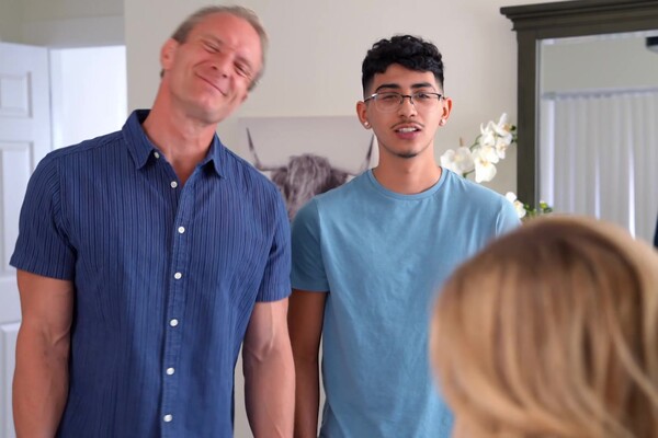 '18 Jahre alt'-Szene aus Jade Maris & Kathryn Mae - Family Swap 18