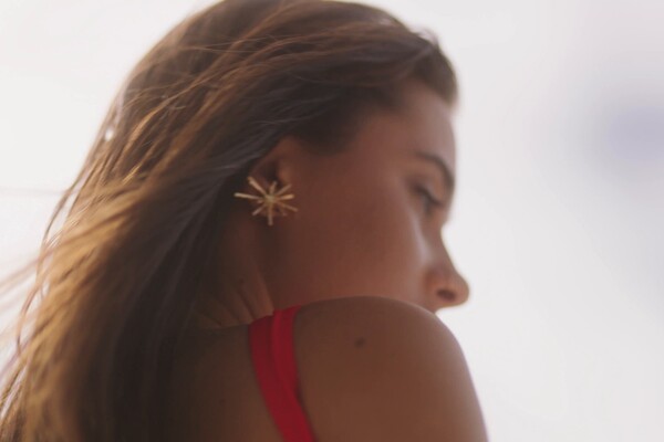 'Shower'-Szene aus Icons: Liya Silver